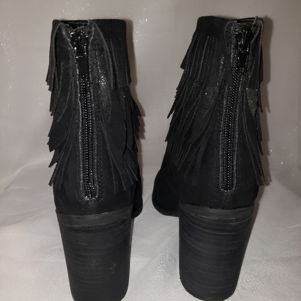 Booties - Picture 4 of 5